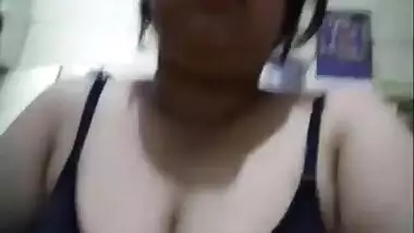 Chubby Gujrati Bhabhi Fucking With Sasur Ji