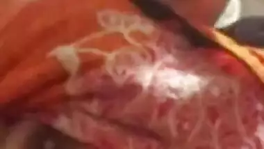 Beautiful Cute Paki Girl Showing Boobs And Beautiful Shaved Pussy 3 Clips Part 2