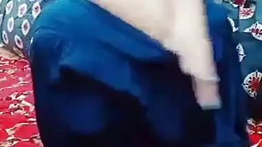 My Webcam Client Sucks My Nipples And Boobs On Video Call With Urdu Audio