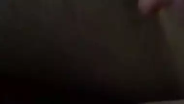 Frotando rica vagina rosa húmeda latina caliente restregando casero amateur pareja real hot homemade