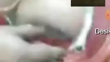 Horny porn creeper calls a Desi woman and jerks off talking with her