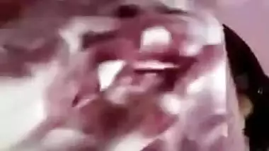Quarantine is very boring but the Desi couple entertains by porn