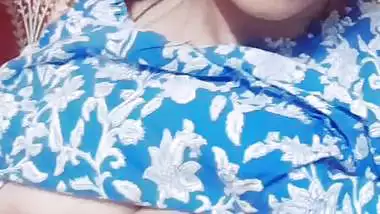 Punjabi newly married girl boobs show viral MMS