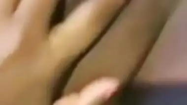 Today Exclusive- Horny Nri Girl Sucking Her Boobs And Shows Wet Pussy