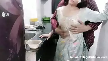 Real Sexy Indian Bhabhi Hot Kitchen Sex With Her Devar In Hindi Audio