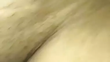 South Indian man shows lady’s pussy in nude mms